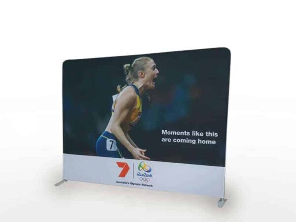 Media Banner Wall – Waveline. X-wallwav